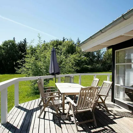 Three-bedroom Holiday In Lokken 29 Lønstrup